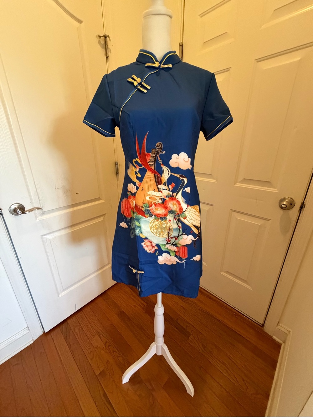 NWT Women’s Blue Short Qipao Dress with Floral Crane Print